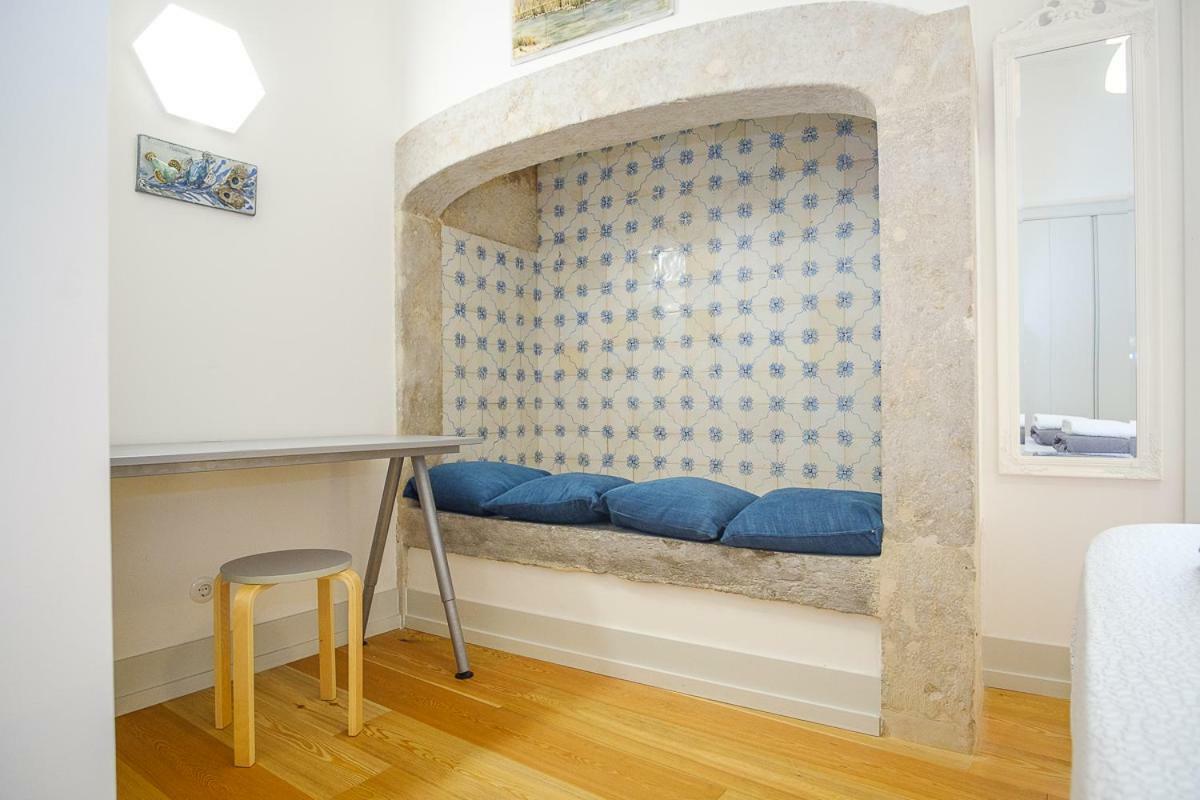 Superb Apartment In Historical Centre Lisbon Luaran gambar