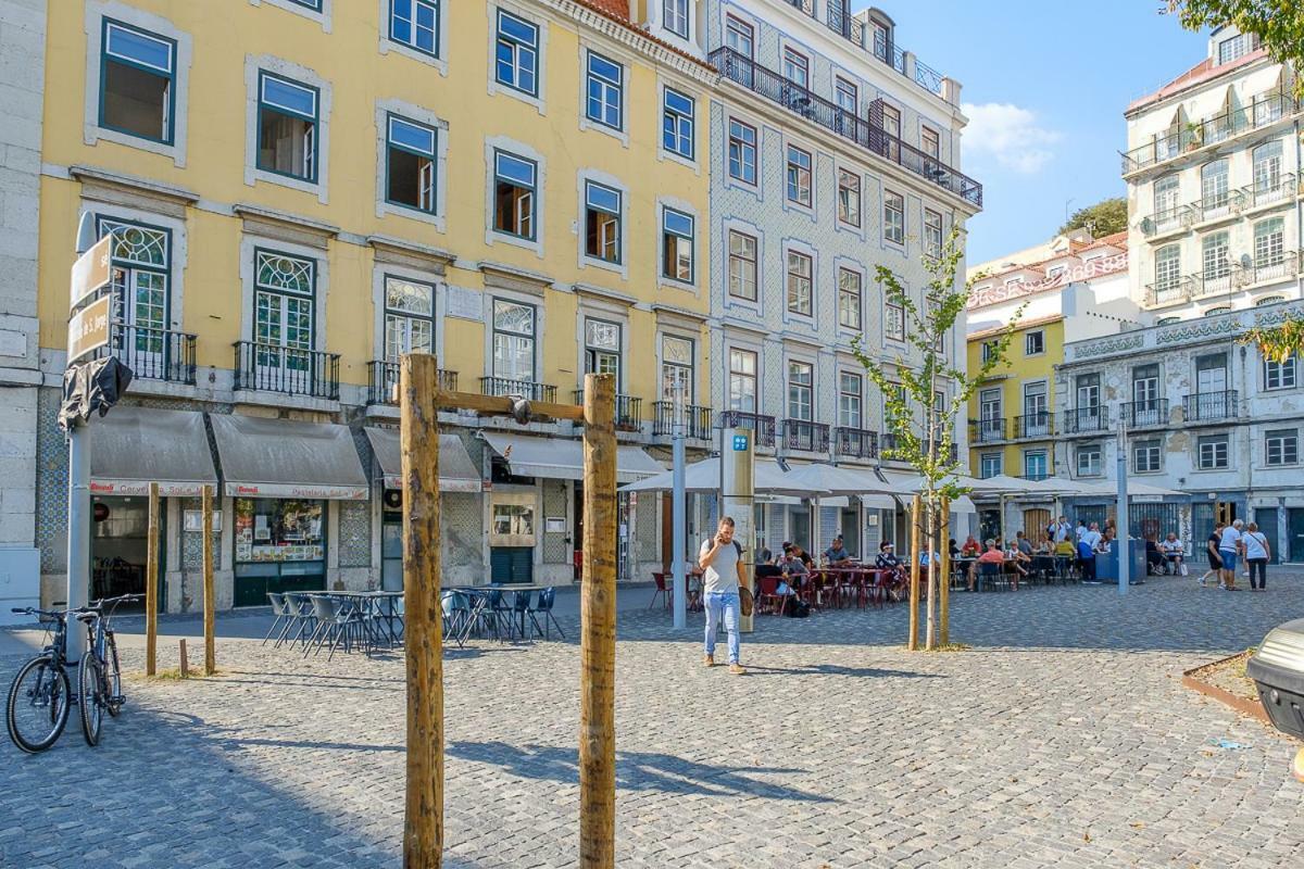 Superb Apartment In Historical Centre Lisbon Luaran gambar